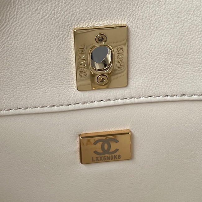 Chanel Shoulder Bag Lambskin & light Gold-Tone Metal AS3153 white