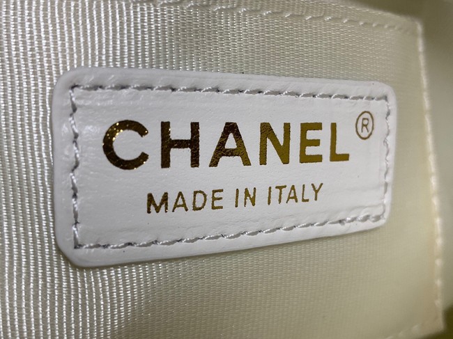 Chanel mini Shoulder Bag Lambskin&Gold-Tone Metal AS3205 white