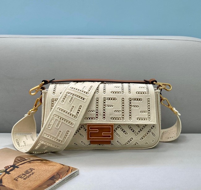 Fendi Baguette leather bag 8BR600A white