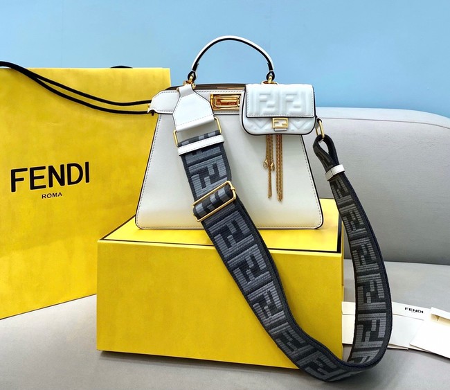 Fendi Peekaboo ISeeU MEDIUM leather bag 80011A white