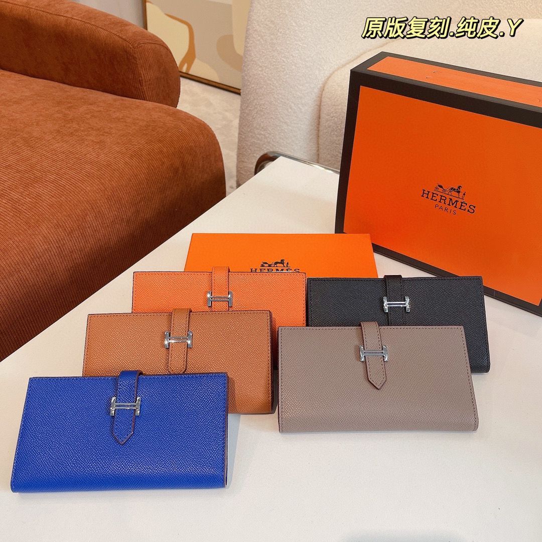 Hermes Bearn Japonaise Bi-Fold Wallet Espom Leather A208