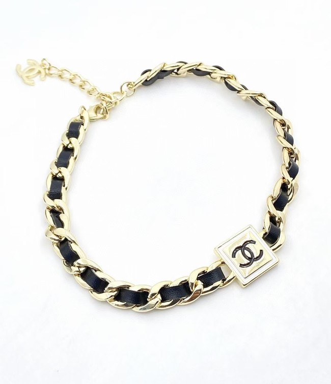 Chanel Necklace CE8026