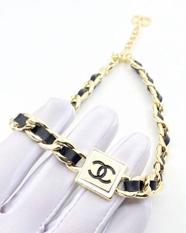 Chanel Necklace CE8026