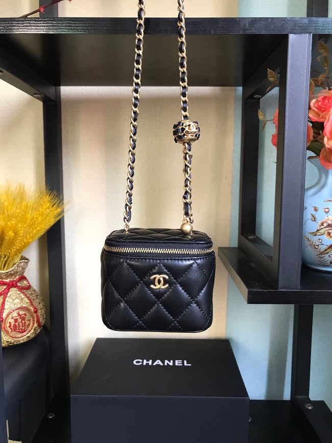 Chanel mini Shoulder Bag Lambskin & Gold-Tone Metal AP2929 black