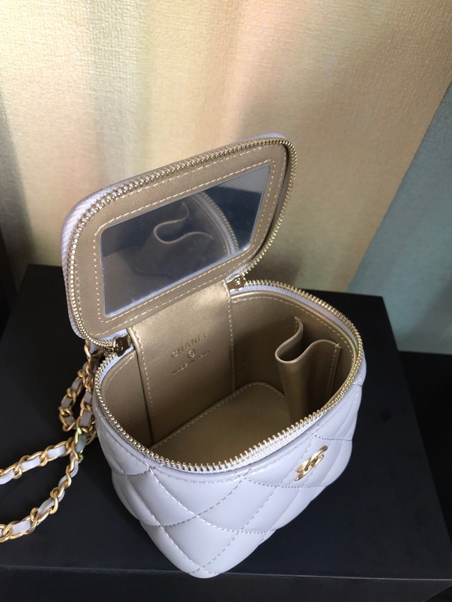 Chanel mini Shoulder Bag Lambskin & Gold-Tone Metal AP2929 light gray