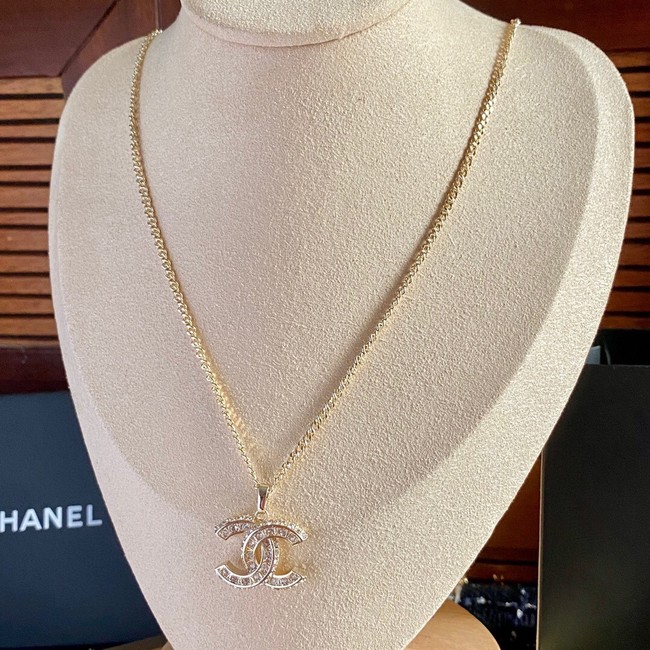Chanel Necklace CE8048