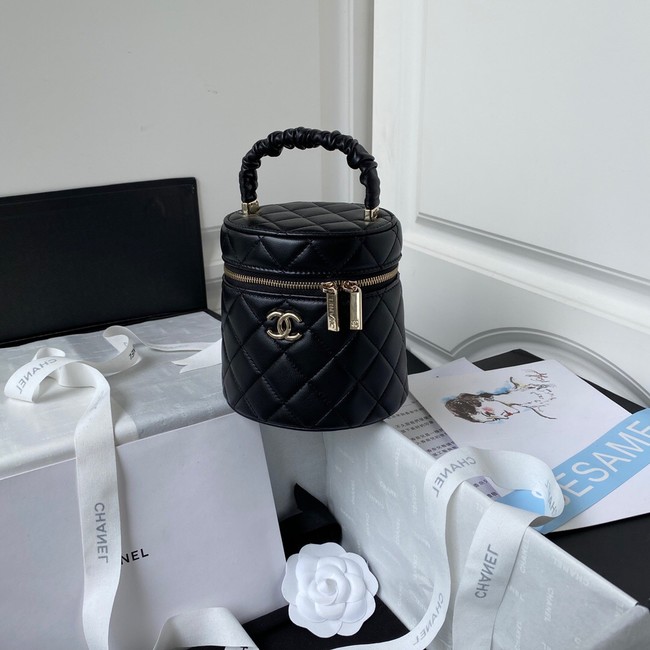 Chanel lambskin top handle bag AP2730 black