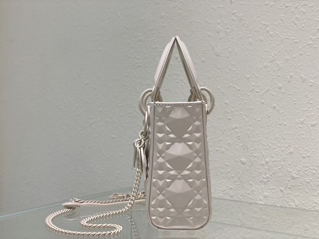 MINI LADY DIOR BAG Cannage Calfskin C2815 white