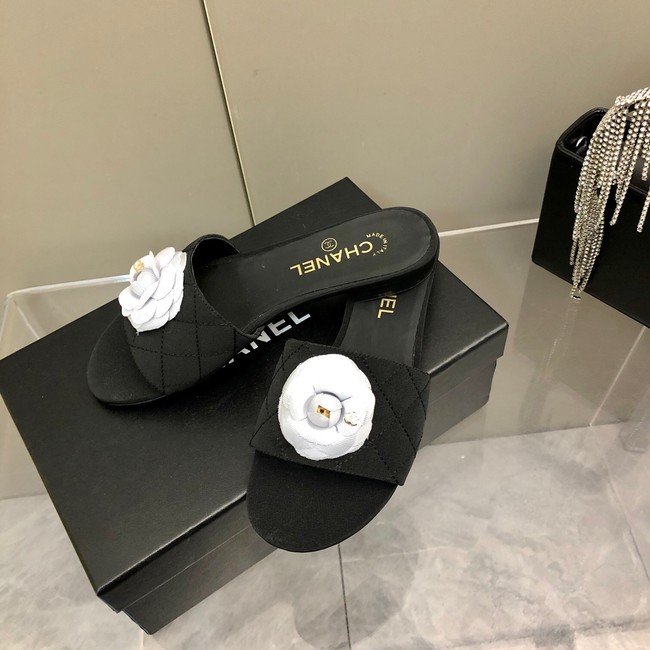 Chanel slipper 65121-1