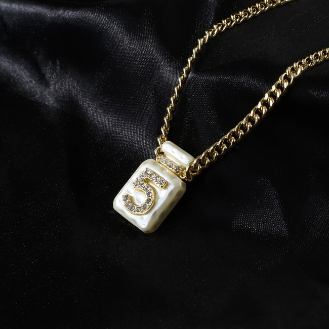 Chanel Necklace CE8123