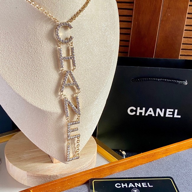 Chanel Necklace CE8140