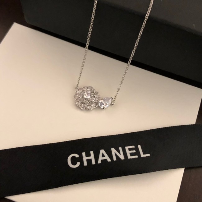 Chanel Necklace CE8215