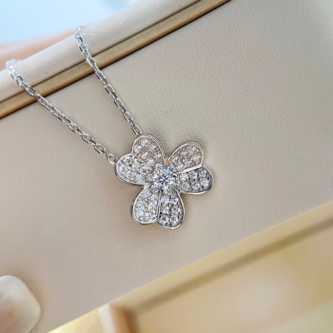 Van Cleef & Arpels Necklace CE8208