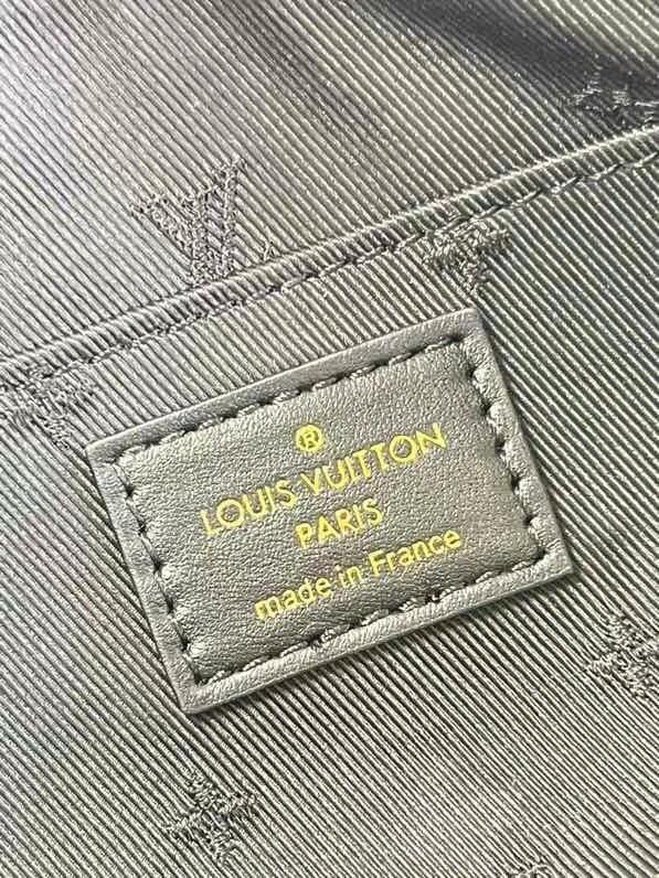 Louis Vuitton PAPILLON BB M59827 black