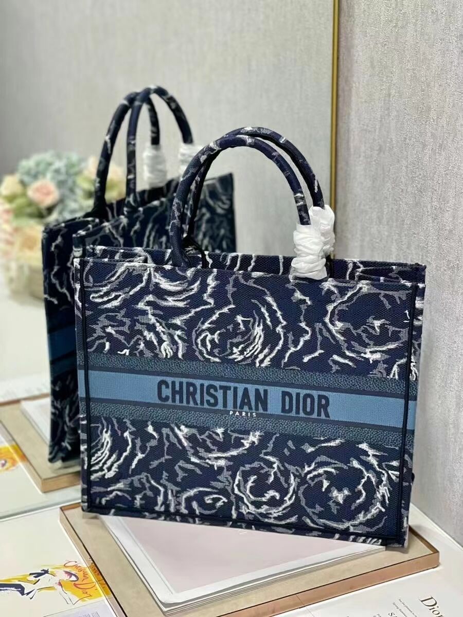 DIOR BOOK TOTE Embroidery C1286-32 blue