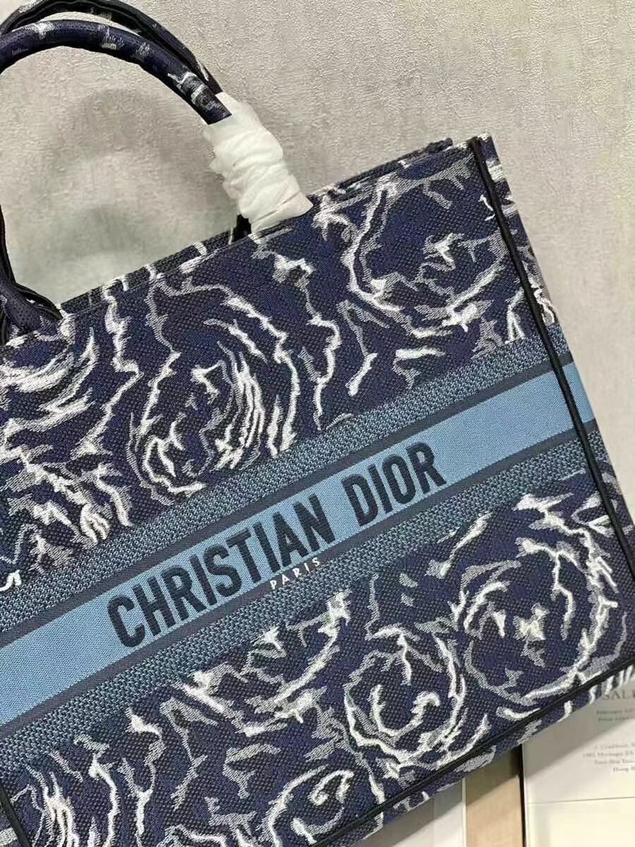 DIOR BOOK TOTE Embroidery C1286-32 blue