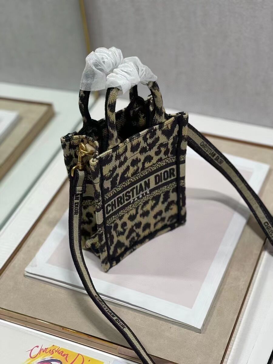 DIOR SMALL BOBBY BAG Embroidery C9002-1