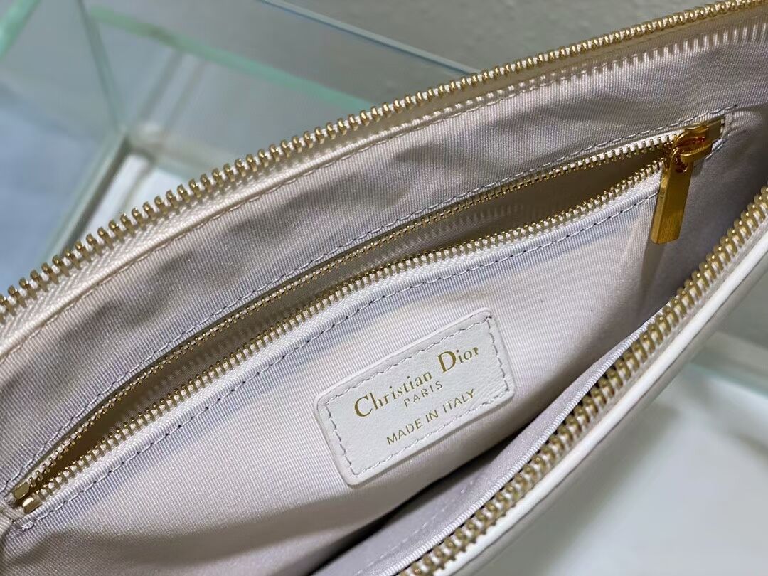 Dior Calfskin Cluth Bag C9181 white