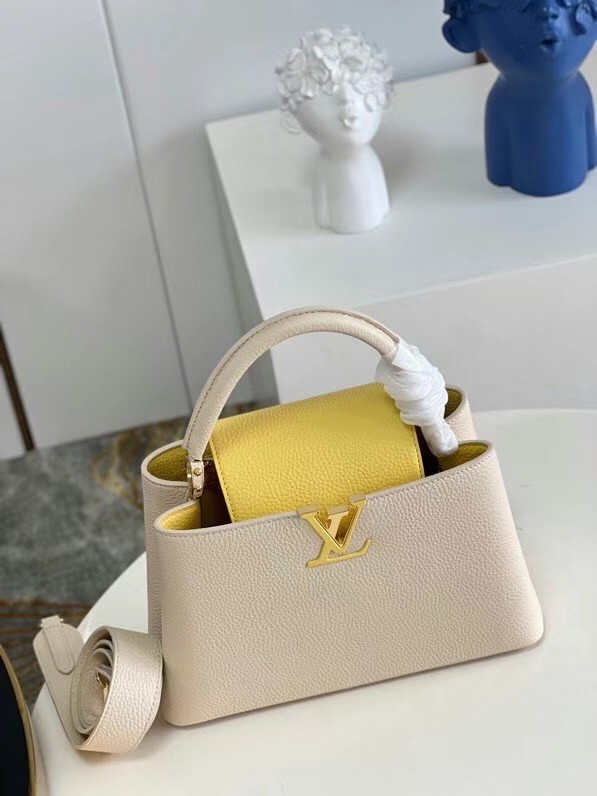 Louis Vuitton CAPUCINES MM M59883 Creme Beige