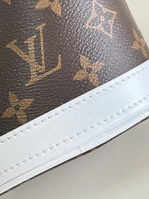 Louis Vuitton NANO BUCKET M81489