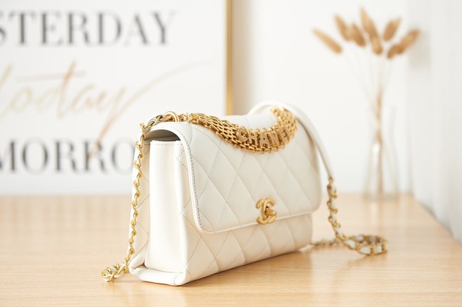 Chanel lambskin Shoulder Bag AS3241 white