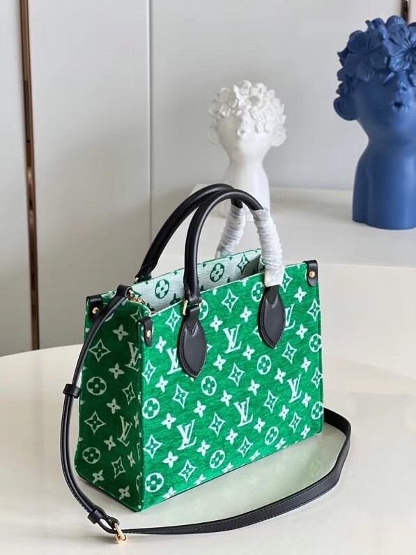 Louis Vuitton ONTHEGO PM M46216 Green