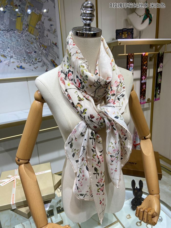 Burberry Scarf BBS00003