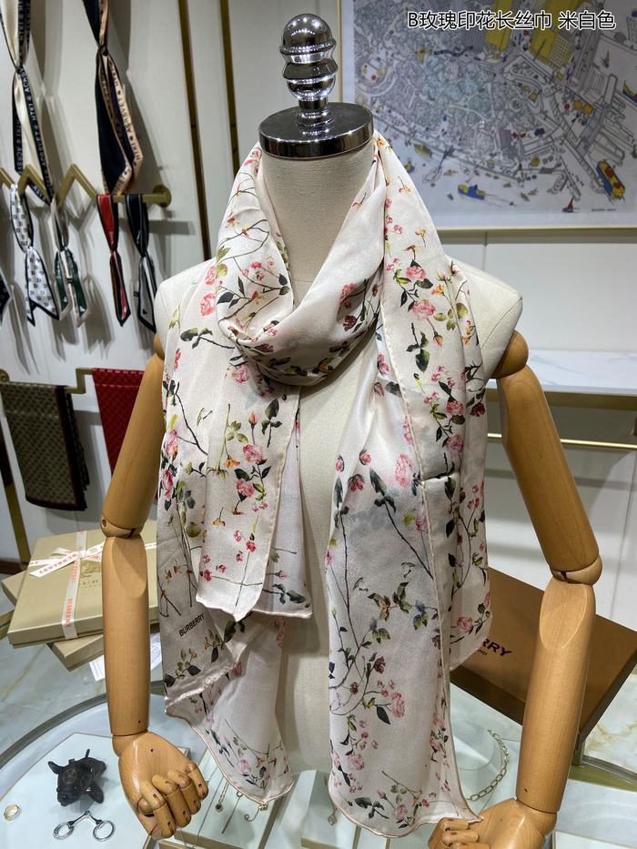 Burberry Scarf BBS00003