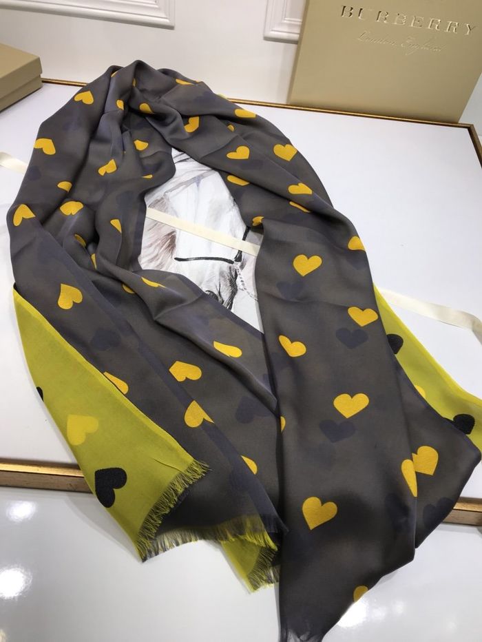 Burberry Scarf BBS00007