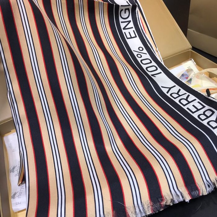 Burberry Scarf BBS00010