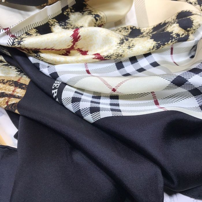 Burberry Scarf BBS00019