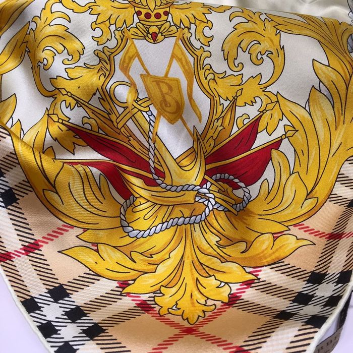 Burberry Scarf BBS00021