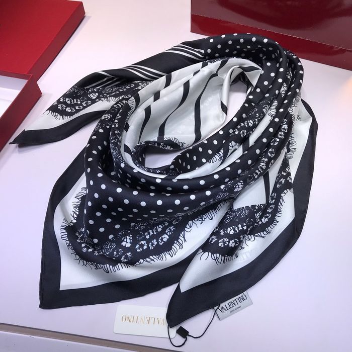 Valentino Scarf VLS00001