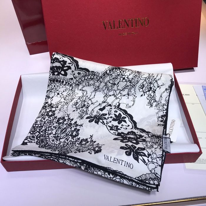 Valentino Scarf VLS00003