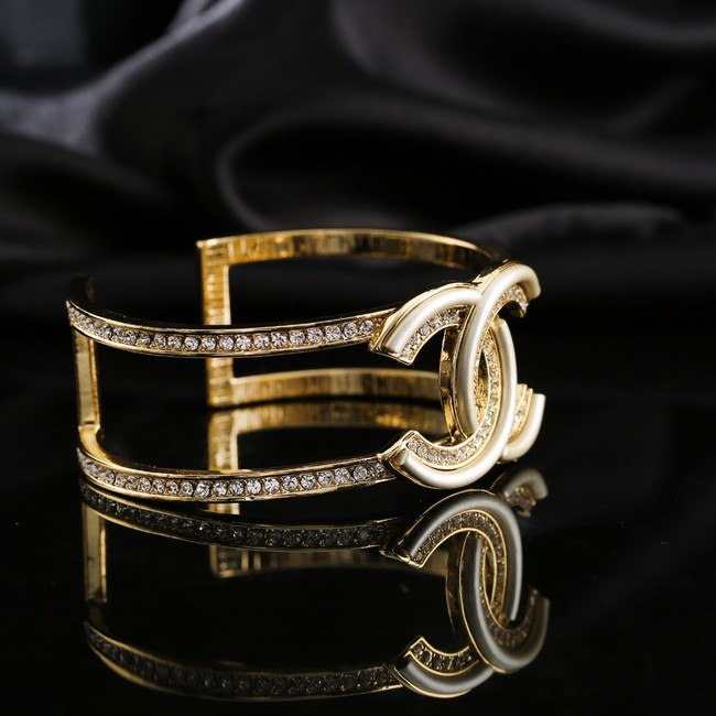 Chanel Bracelet CE8355