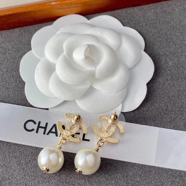 Chanel Earrings CE8415