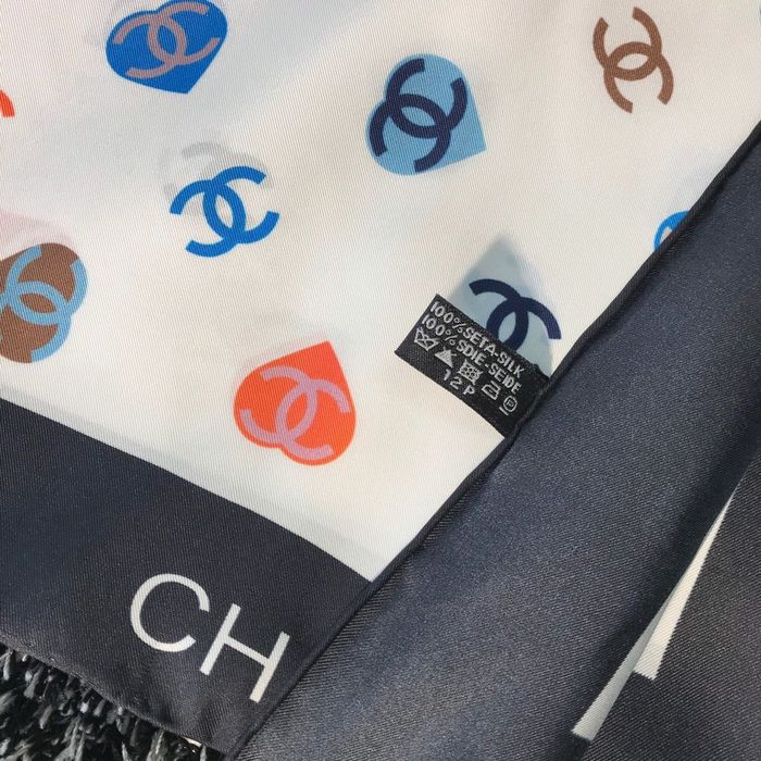 Chanel Scarf CHS00117