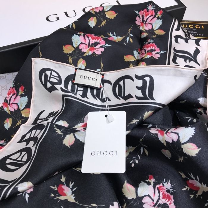 Gucci Scarf GUS00033