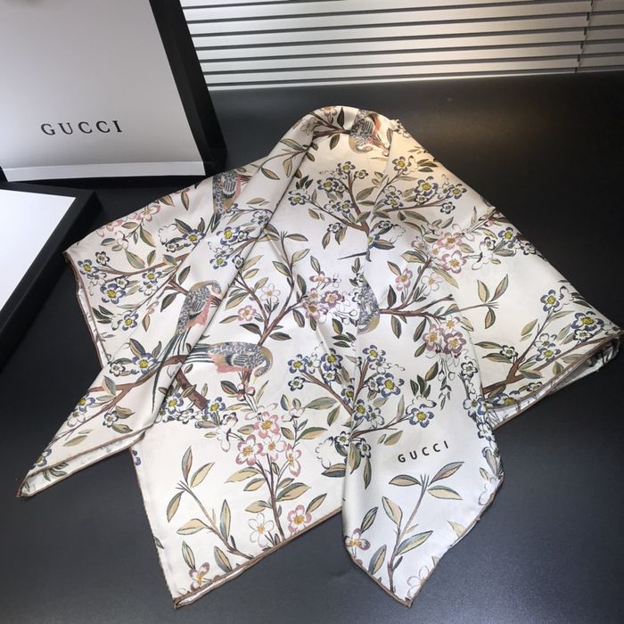 Gucci Scarf GUS00041