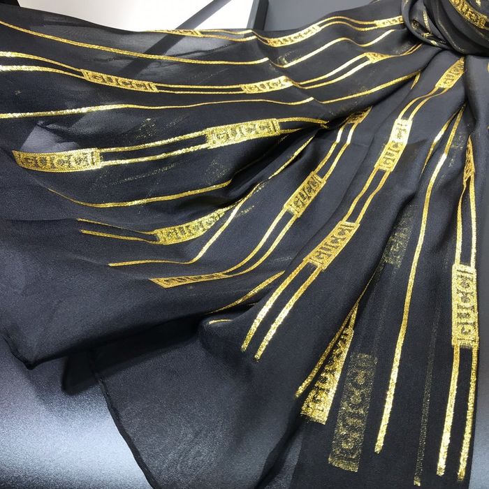 Gucci Scarf GUS00046