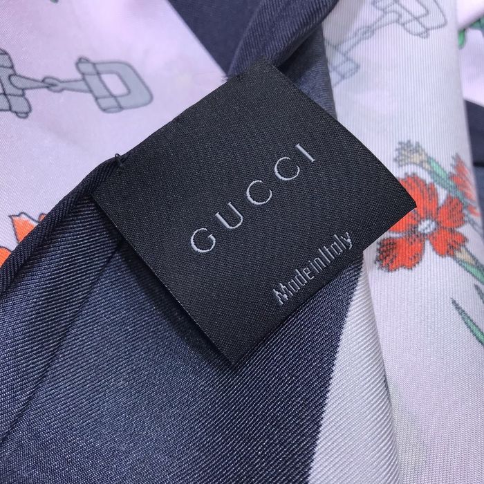 Gucci Scarf GUS00074