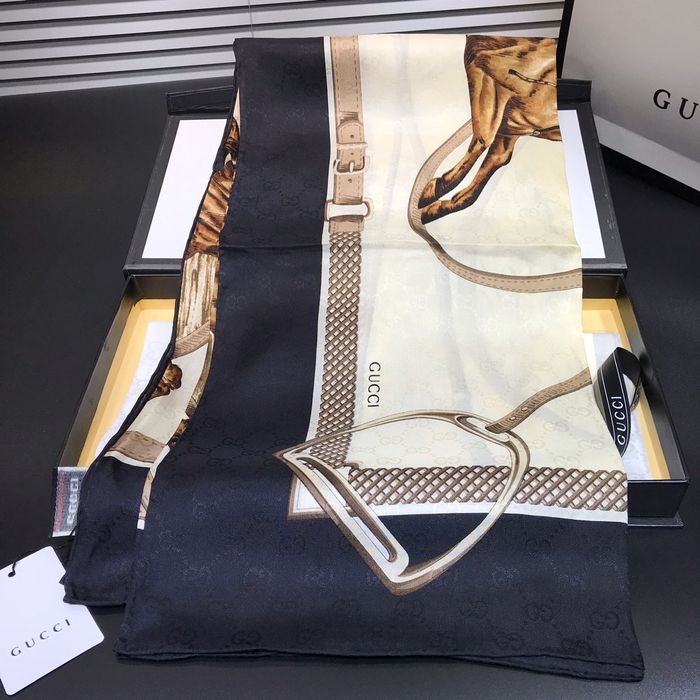 Gucci Scarf GUS00084