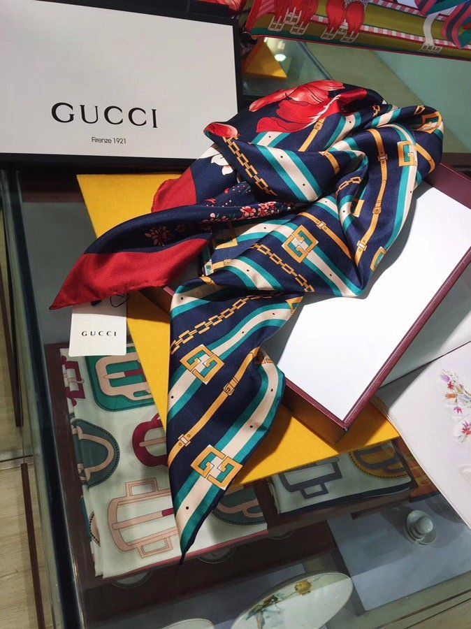 Gucci Scarf GUS00087