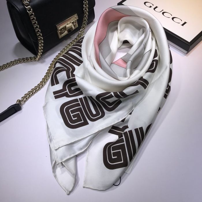 Gucci Scarf GUS00094