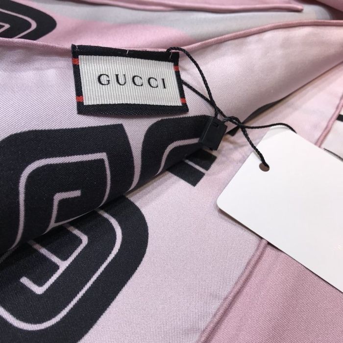 Gucci Scarf GUS00095