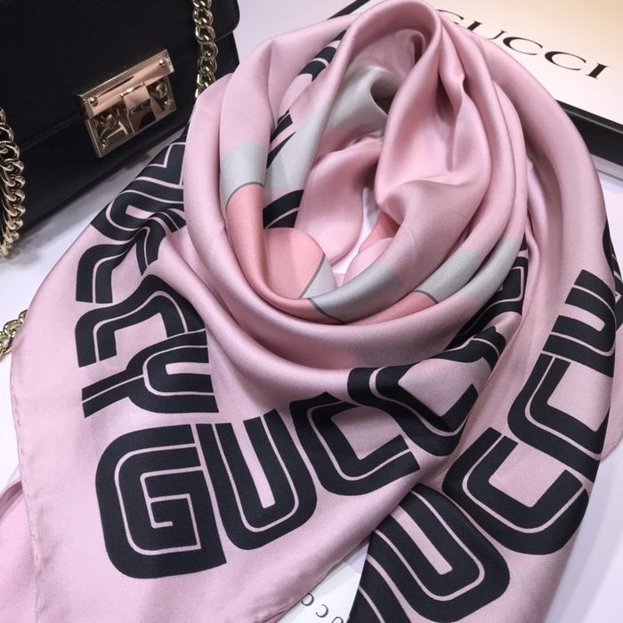 Gucci Scarf GUS00095