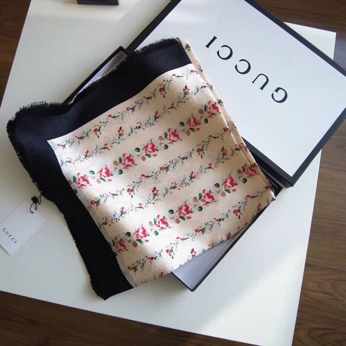 Gucci Scarf GUS00100