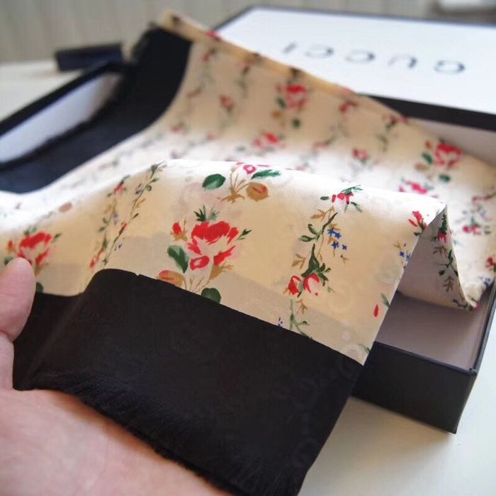 Gucci Scarf GUS00100