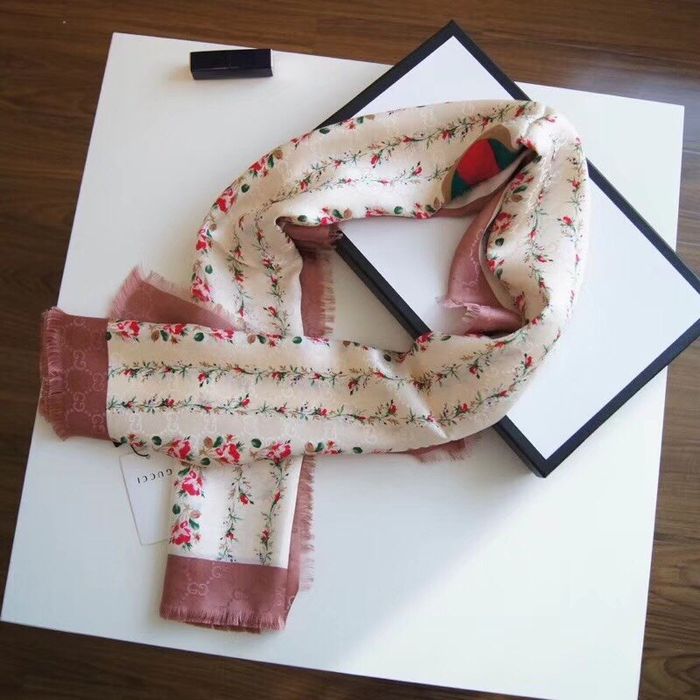 Gucci Scarf GUS00101