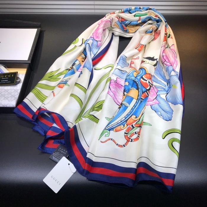 Gucci Scarf GUS00103